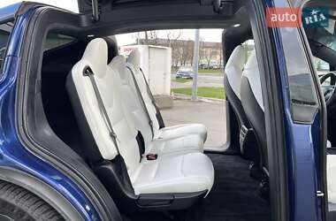Внедорожник / Кроссовер Tesla Model X 2019 в 