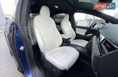 Внедорожник / Кроссовер Tesla Model X 2019 в 