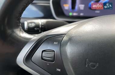 Внедорожник / Кроссовер Tesla Model X 2019 в 