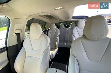 Внедорожник / Кроссовер Tesla Model X 2018 в 