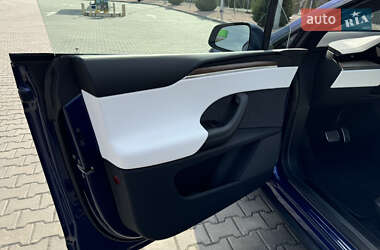 Внедорожник / Кроссовер Tesla Model X 2023 в 