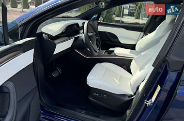 Внедорожник / Кроссовер Tesla Model X 2023 в 
