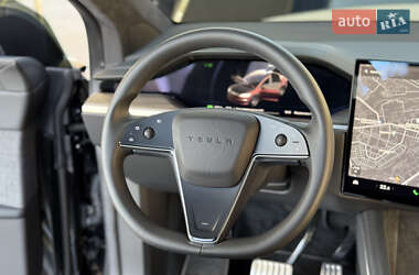 Внедорожник / Кроссовер Tesla Model X 2023 в 