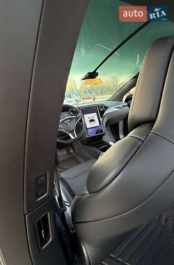 Внедорожник / Кроссовер Tesla Model X 2019 в Львове