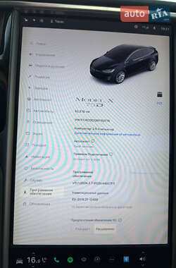 Позашляховик / Кросовер Tesla Model X 2019 в 