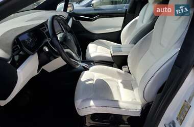 Внедорожник / Кроссовер Tesla Model X 2016 в 