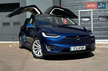 Внедорожник / Кроссовер Tesla Model X 2016 в 