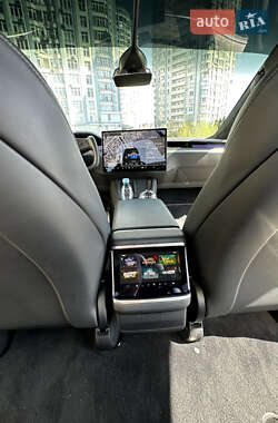 Позашляховик / Кросовер Tesla Model X 2022 в 