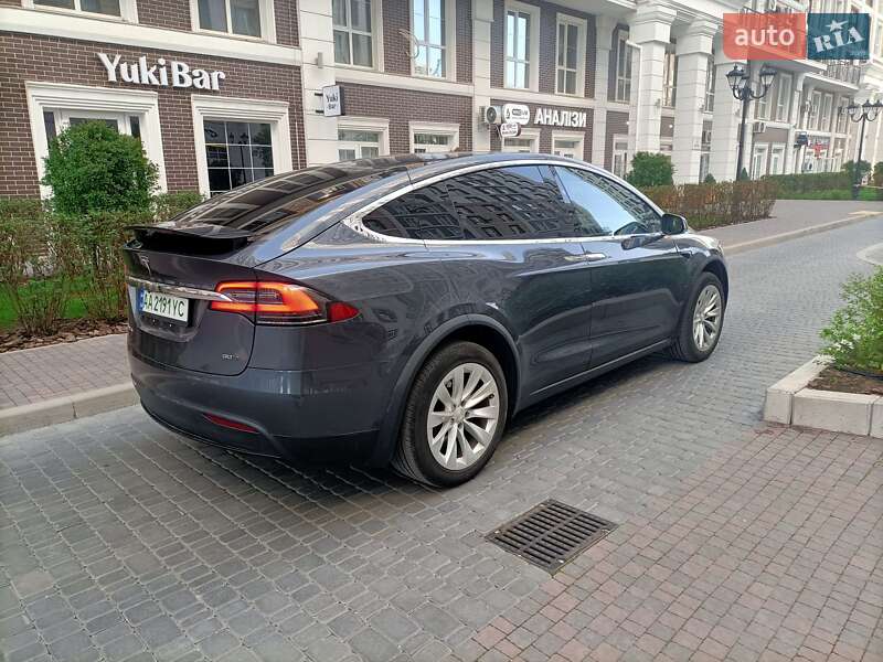 Позашляховик / Кросовер Tesla Model X 2017 в Києві фото 5 Позашляховик / Кросовер Tesla Model X 2017 в Києві