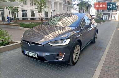 Внедорожник / Кроссовер Tesla Model X 2017 в 