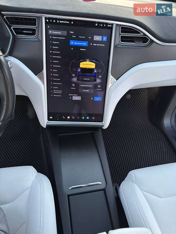 Позашляховик / Кросовер Tesla Model X 2017 в Черкасах
