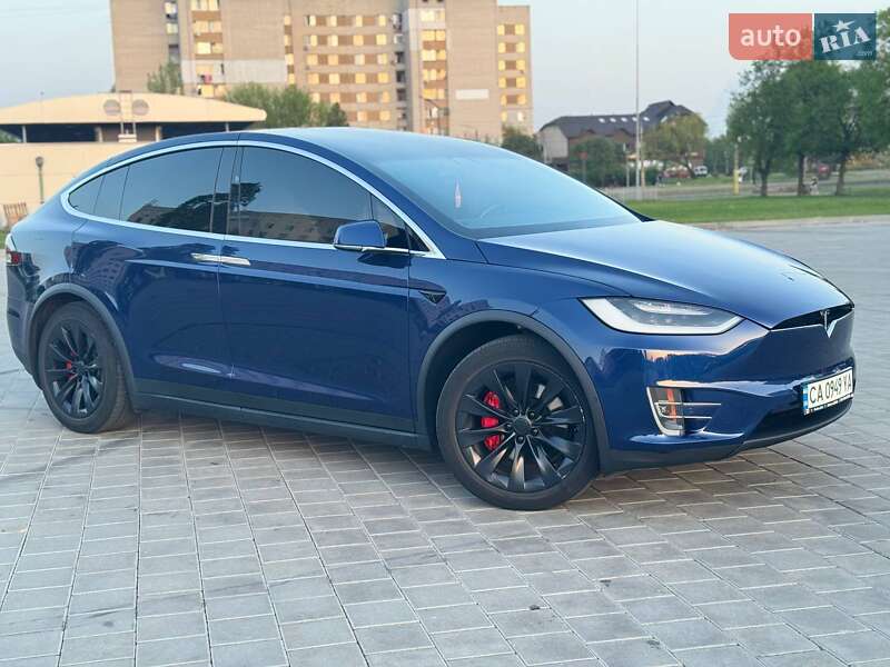 Позашляховик / Кросовер Tesla Model X 2017 в Черкасах