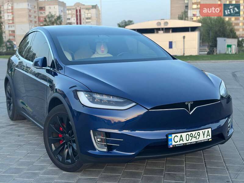 Позашляховик / Кросовер Tesla Model X 2017 в Черкасах