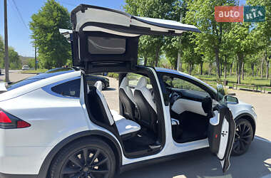 Внедорожник / Кроссовер Tesla Model X 2019 в 