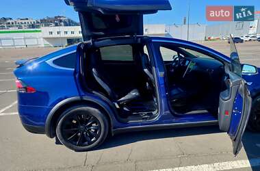 Внедорожник / Кроссовер Tesla Model X 2016 в 