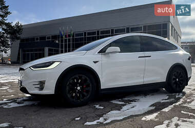 Внедорожник / Кроссовер Tesla Model X 2015 в 