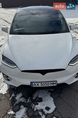 Внедорожник / Кроссовер Tesla Model X 2015 в 