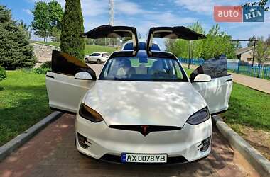 Внедорожник / Кроссовер Tesla Model X 2018 в 