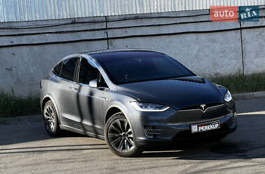 Внедорожник / Кроссовер Tesla Model X 2017 в 