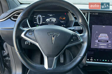 Внедорожник / Кроссовер Tesla Model X 2017 в 