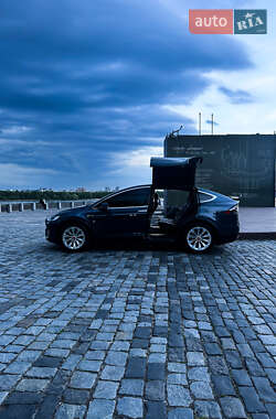 Внедорожник / Кроссовер Tesla Model X 2017 в Киеве