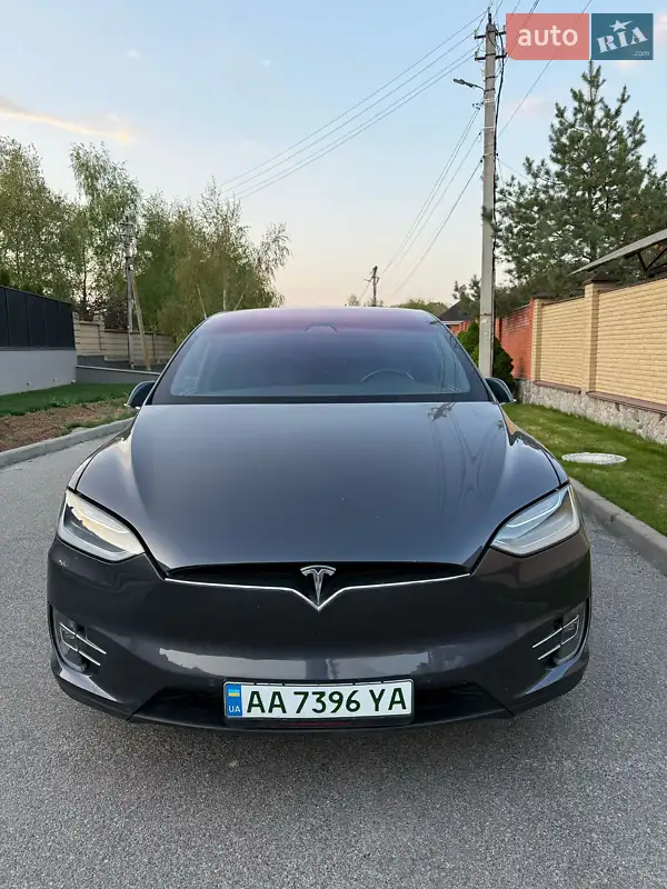 Tesla Model X