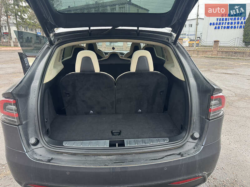 Позашляховик / Кросовер Tesla Model X 2018 в Рівному фото 12 Позашляховик / Кросовер Tesla Model X 2018 в Рівному