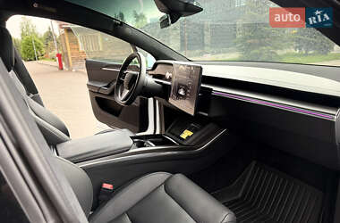 Позашляховик / Кросовер Tesla Model X 2023 в 