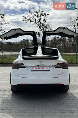 Внедорожник / Кроссовер Tesla Model X 2018 в 