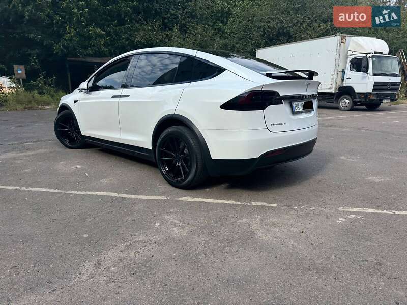 Внедорожник / Кроссовер Tesla Model X 2018 в Днепре