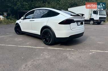 Внедорожник / Кроссовер Tesla Model X 2018 в 