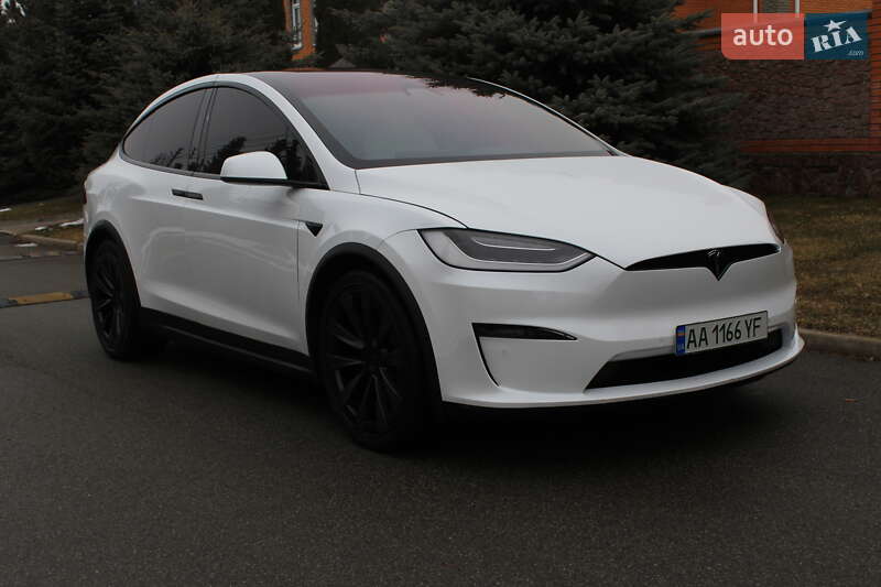 Позашляховик / Кросовер Tesla Model X 2022 в 