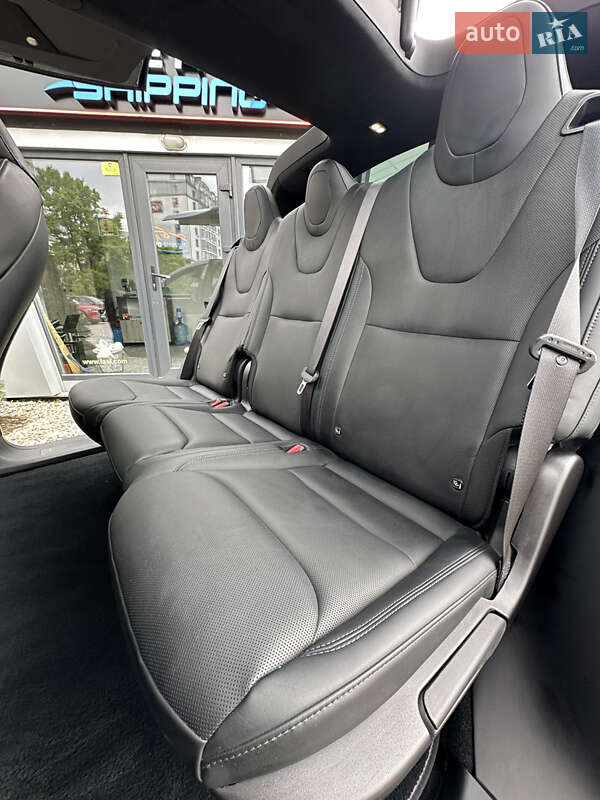 Внедорожник / Кроссовер Tesla Model X 2022 в Ивано-Франковске