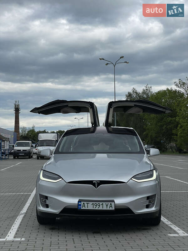 Внедорожник / Кроссовер Tesla Model X 2018 в Львове фото 9 Внедорожник / Кроссовер Tesla Model X 2018 в Львове