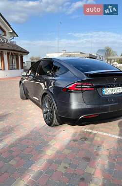 Внедорожник / Кроссовер Tesla Model X 2016 в 
