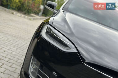 Внедорожник / Кроссовер Tesla Model X 2016 в 