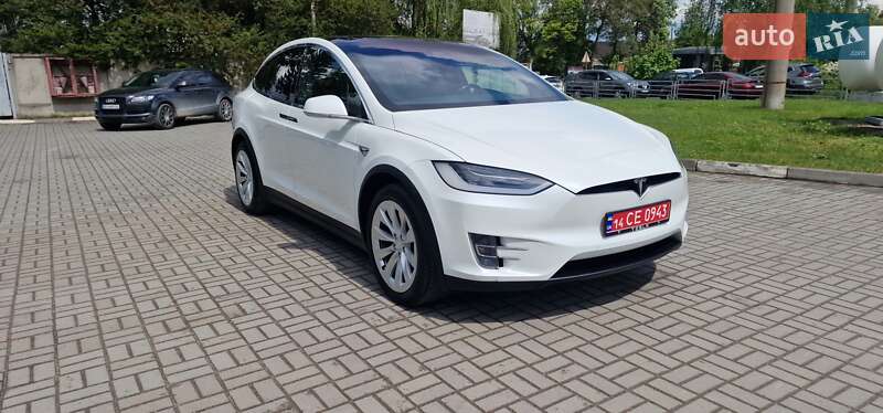 Внедорожник / Кроссовер Tesla Model X 2018 в Тернополе