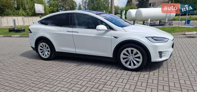 Внедорожник / Кроссовер Tesla Model X 2018 в Тернополе