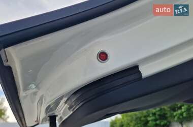 Позашляховик / Кросовер Tesla Model X 2018 в 