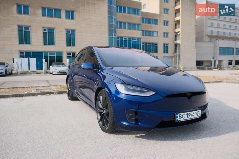 Внедорожник / Кроссовер Tesla Model X 2019 в Львове