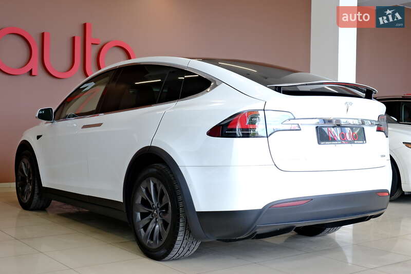 Позашляховик / Кросовер Tesla Model X 2018 в Одесі