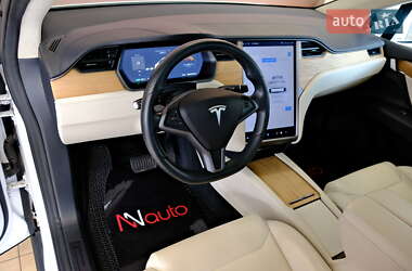 Внедорожник / Кроссовер Tesla Model X 2018 в 