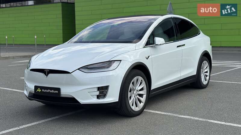 Позашляховик / Кросовер Tesla Model X 2019 в Києві