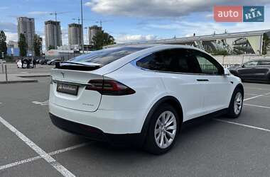 Позашляховик / Кросовер Tesla Model X 2019 в 