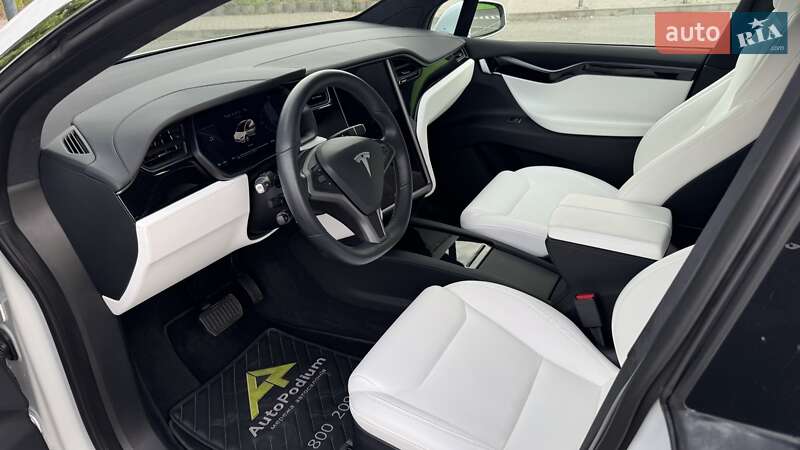 Позашляховик / Кросовер Tesla Model X 2019 в Києві