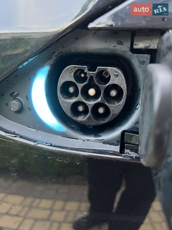 Внедорожник / Кроссовер Tesla Model X 2018 в Борисполе фото 20 Внедорожник / Кроссовер Tesla Model X 2018 в Борисполе