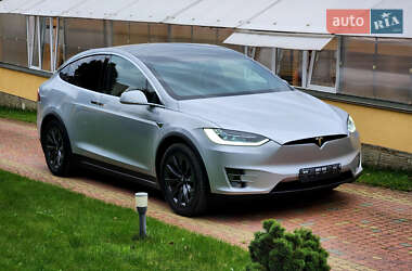Внедорожник / Кроссовер Tesla Model X 2018 в Николаеве