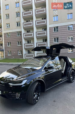 Внедорожник / Кроссовер Tesla Model X 2020 в 