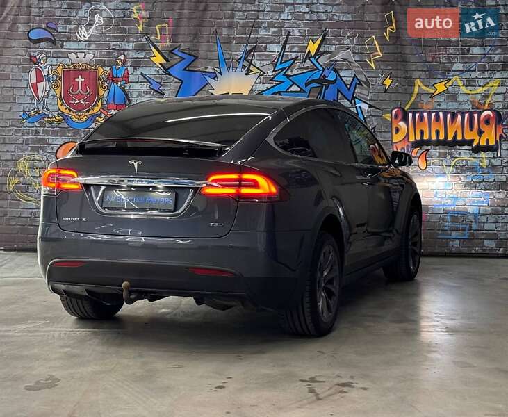 Позашляховик / Кросовер Tesla Model X 2018 в Вінниці