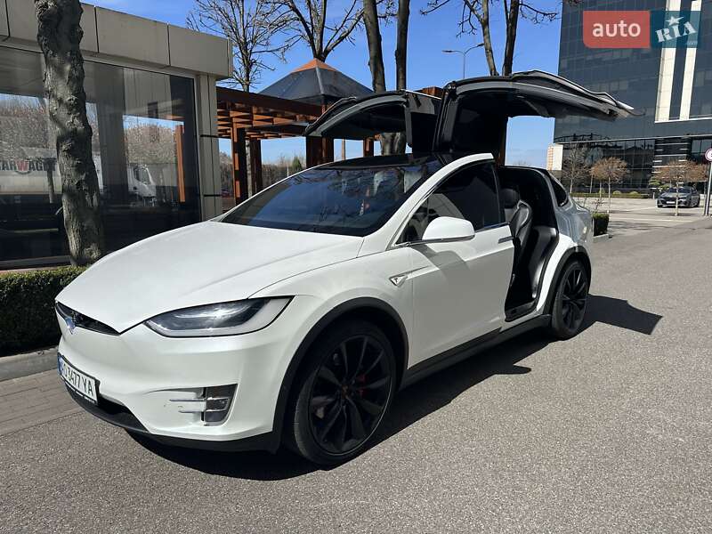 Внедорожник / Кроссовер Tesla Model X 2016 в Киеве фото 2 Внедорожник / Кроссовер Tesla Model X 2016 в Киеве